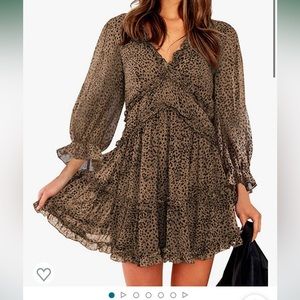 NWOT Deep v-neck ruffle long sleeve mini dress (cheetah pattern)